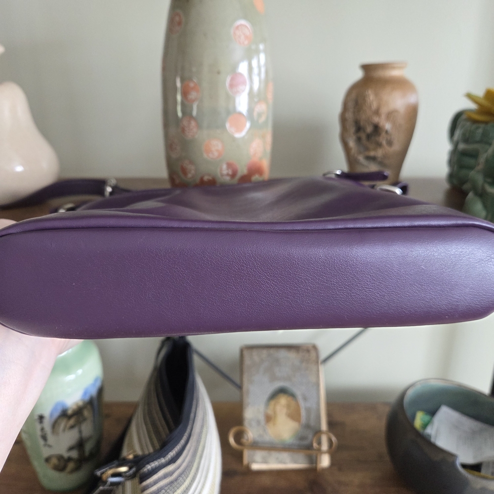 Giani Bernini Plum Leather Crossbody Bag - Picture 3 of 6